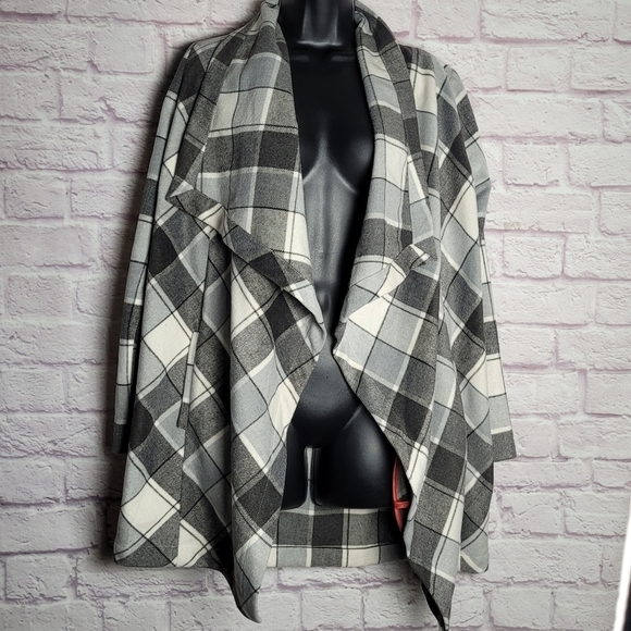 Matilda Jane Plaid Check it Twice Winter Coat XS - Picture 7 of 15